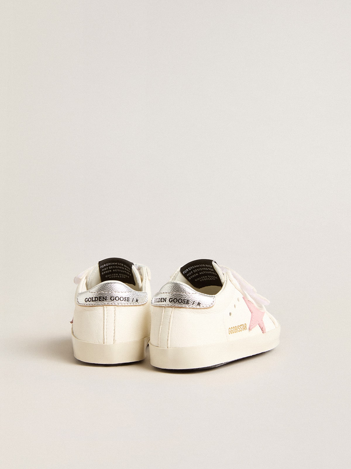 Golden Goose - Baby Old School mit rosa Raulederstern und silberfarbenem Leder an der Ferse in 