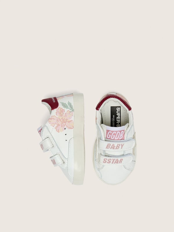 Baby Old School in white leather with pearl suede star and flower print