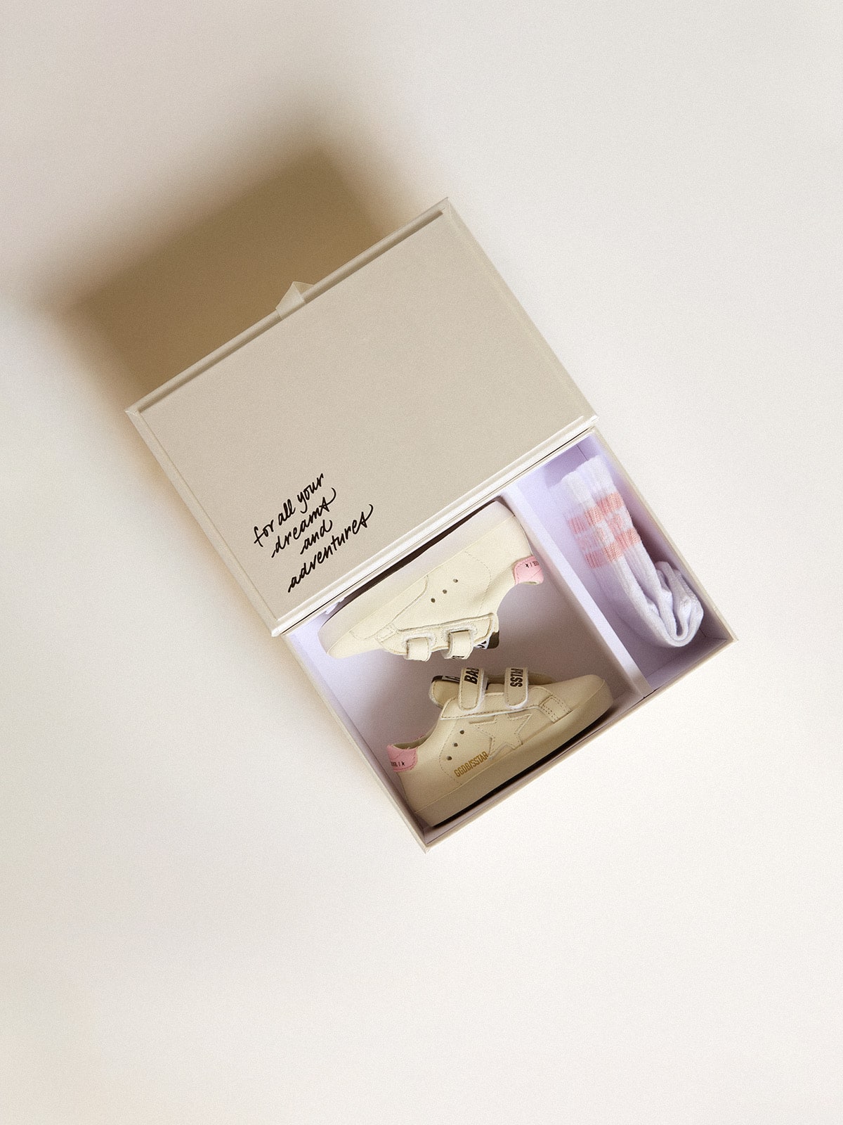 Golden Goose - Set Baby School aus weißem Nappaleder mit Fersenpartie aus rosa Leder in 