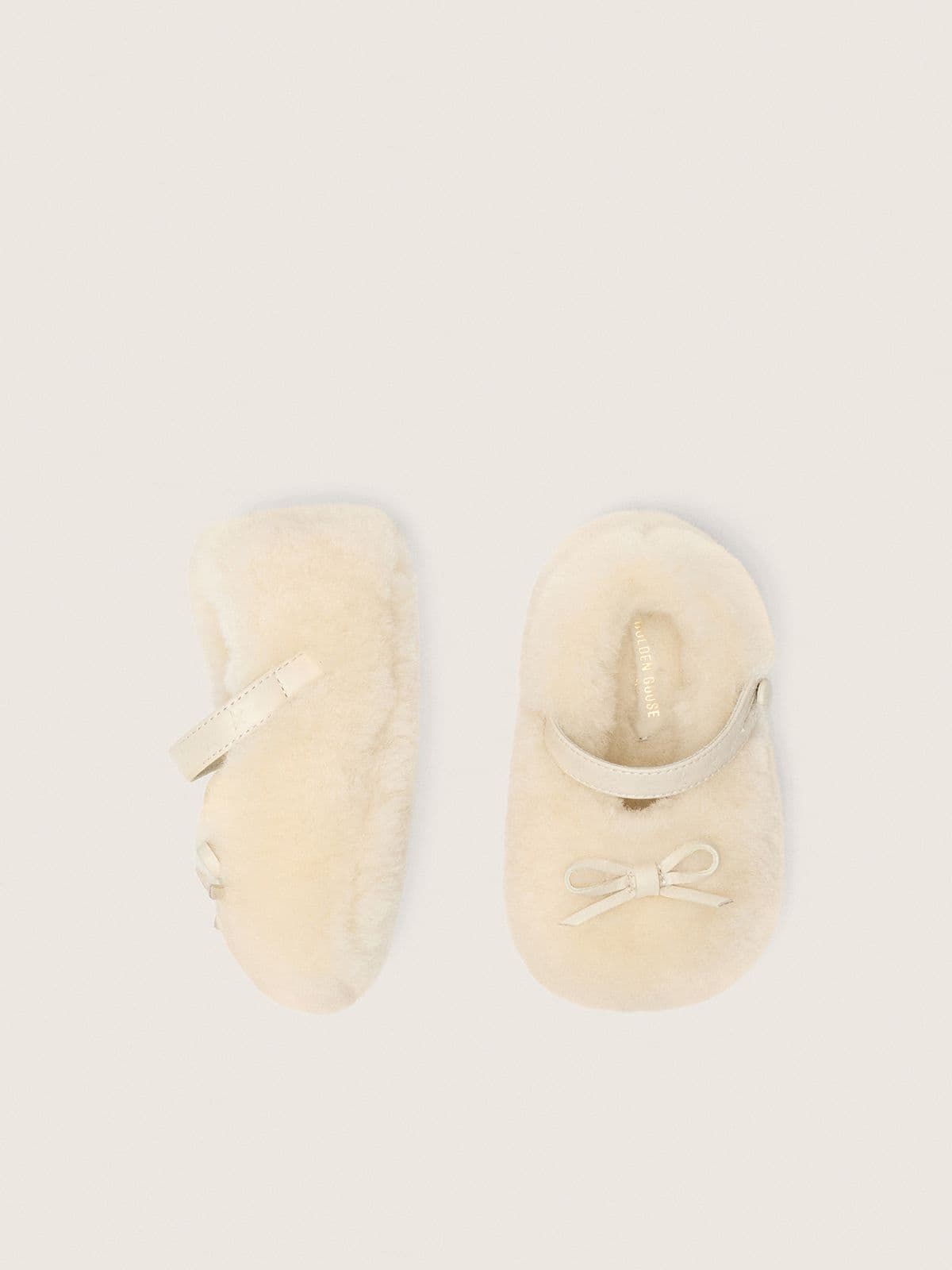 Golden Goose - Baby Ballerina Sofi aus Shearling in 