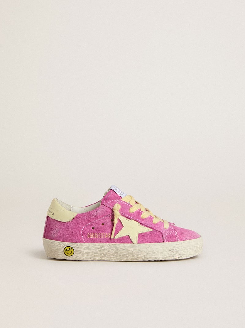 Junior Super-Star in pink suede with light yellow star and heel tab 