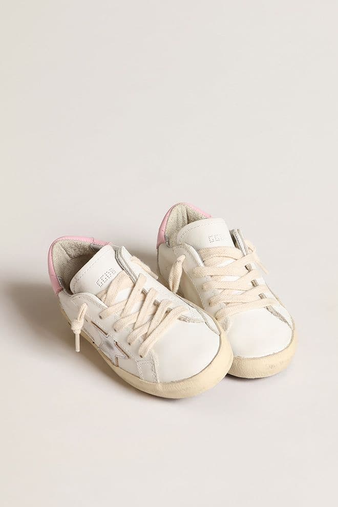 Super-Star Junior with silver leather star and pink heel tab Super-Star Junior with silver leather star and pink heel tab