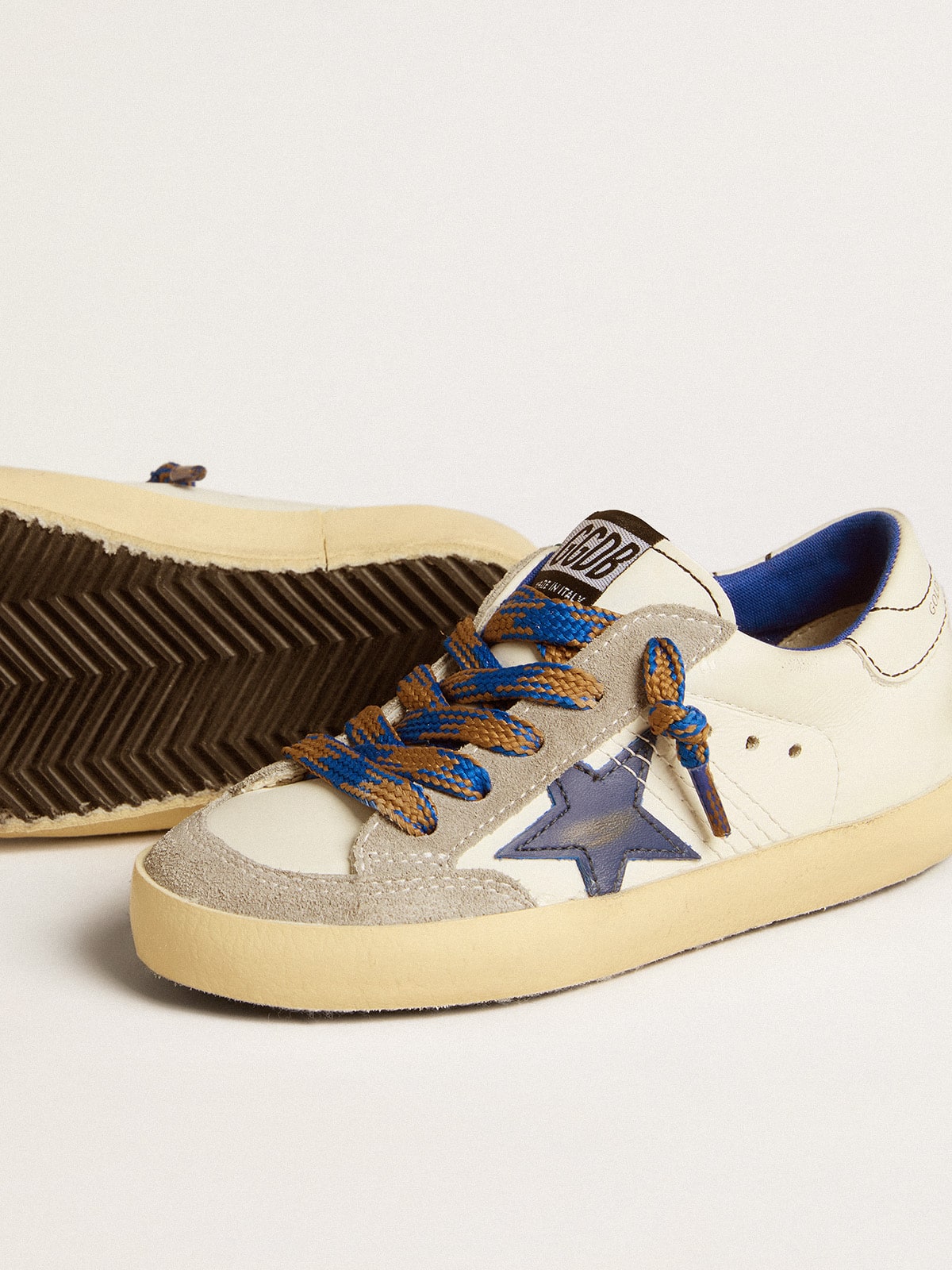 Golden Goose - Super-Star Junior with blue leather star and ice-gray suede inserts in 