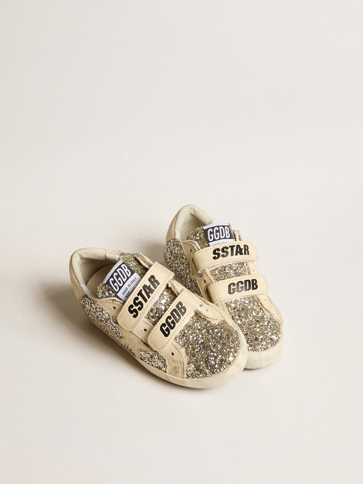 Golden Goose - Old School Junior in glitter platino con stella e talloncino in pelle in 