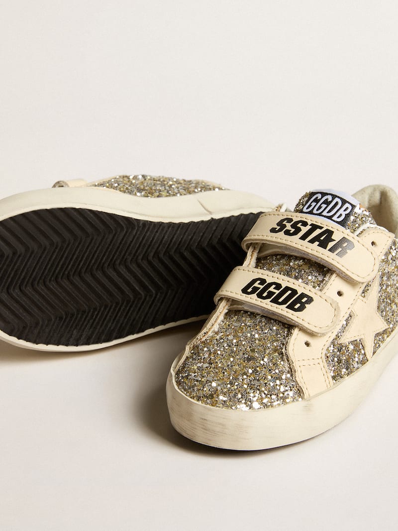 Golden Goose - Old School Junior in platinum glitter with leather star and heel tab in 