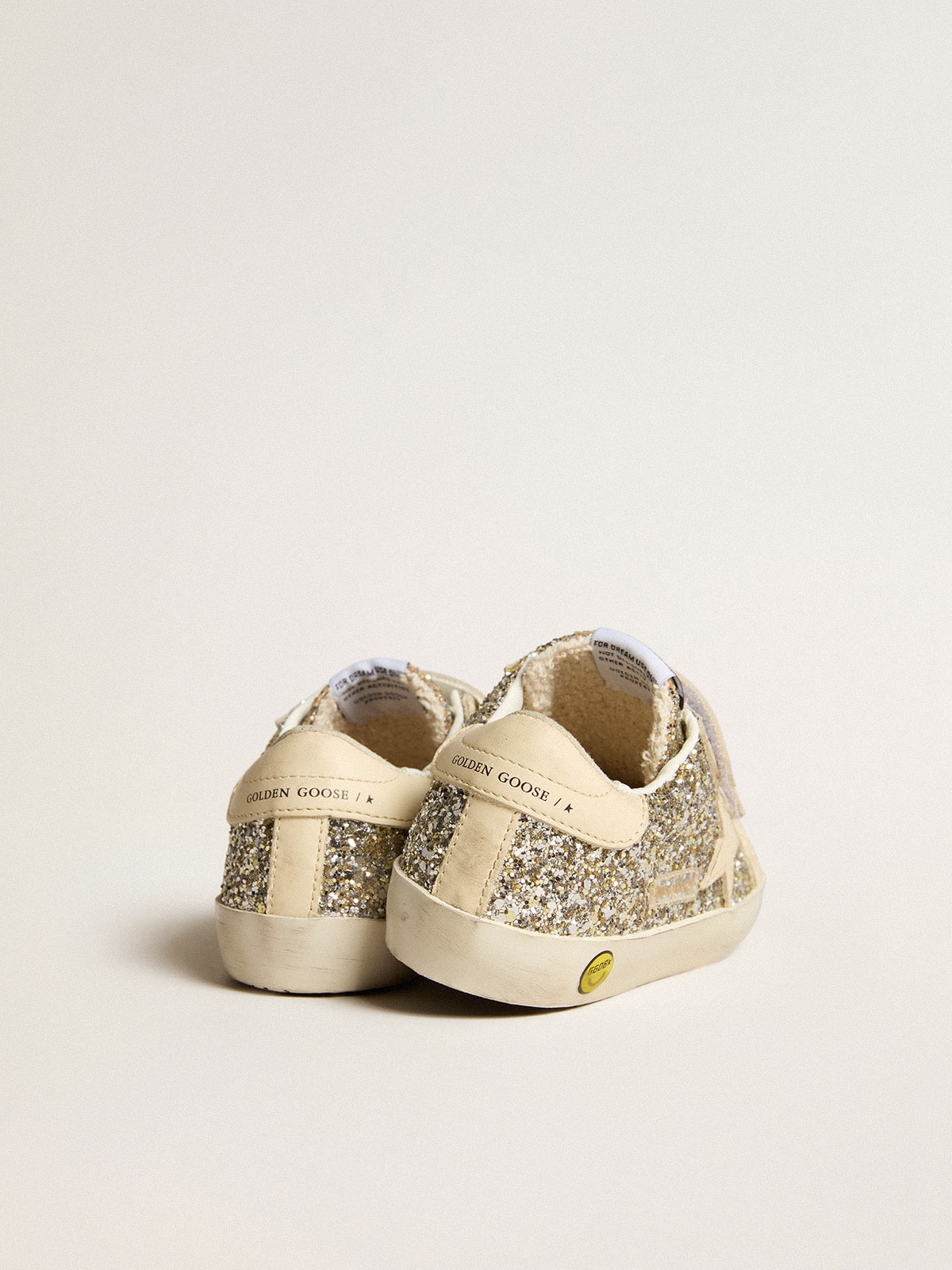 Golden Goose - Old School Junior in glitter platino con stella e talloncino in pelle in 