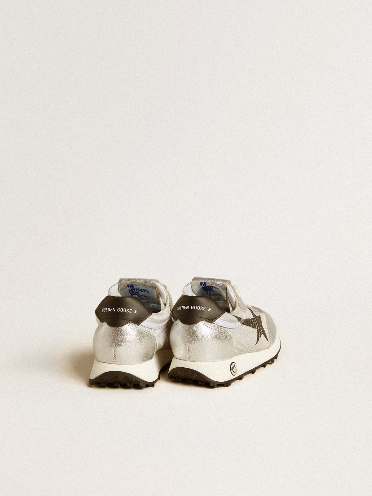Golden Goose - Junior Marathon in silver nylon with black star and leather heel tab in 