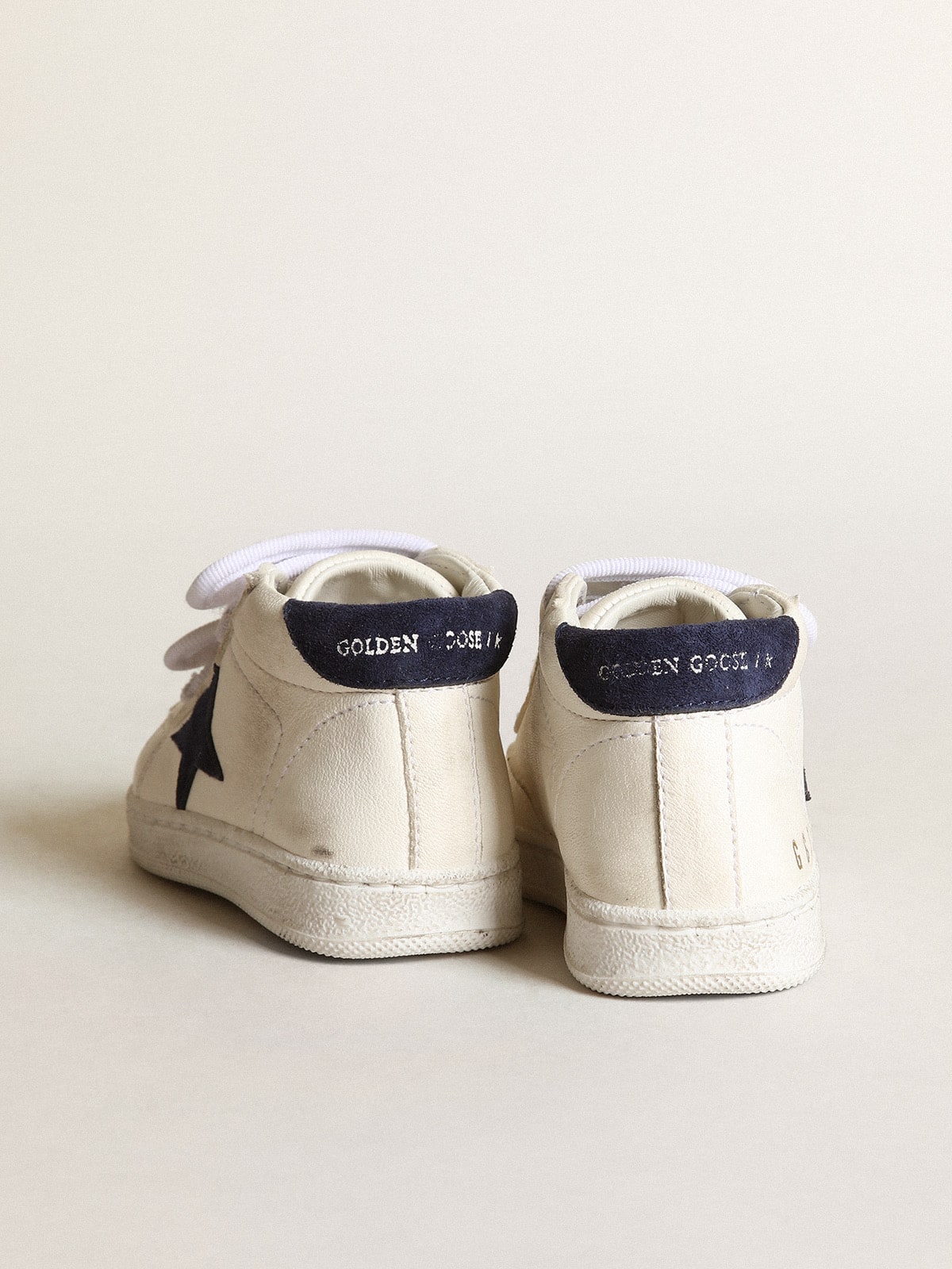 Golden Goose - June Junior in nappa con stella e talloncino in suede blu scuro in 