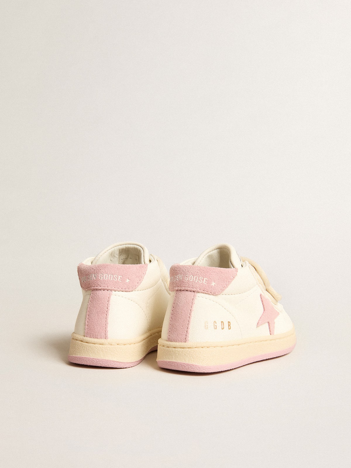 Golden Goose - June Junior in nappa con stella e talloncino in suede rosa antico in 