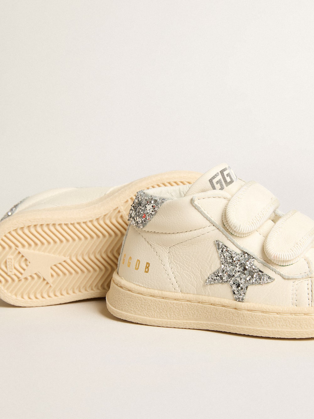 Golden Goose - June in nappa leather with silver glitter star and heel tab in 