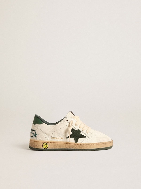 Golden Goose - Junior Ball Star in white leather with green suede star in 