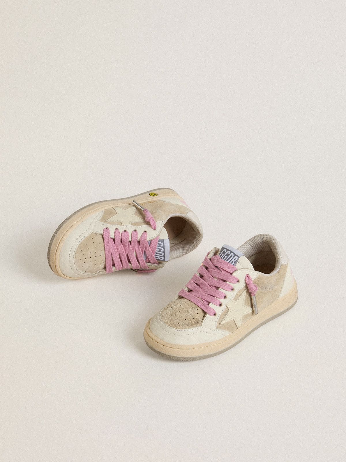 Golden Goose - Junior Ball Star in pearl suede with leather star and heel tab in 