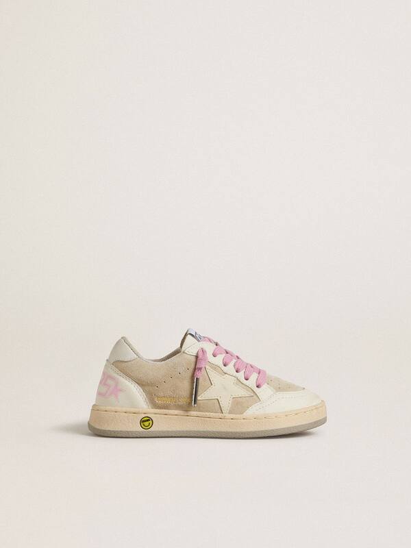 Golden Goose - Junior Ball Star in pearl suede with leather star and heel tab in 