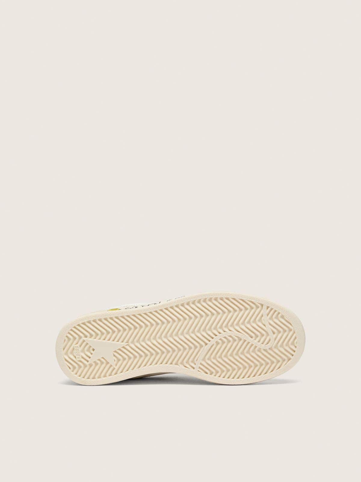 Golden Goose - Junior Ball Star in white leather with aqua-green leather star in 