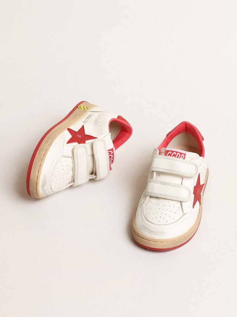 Golden Goose - Ball Star Junior de napa con estrella y refuerzo del tal&oacute;n de piel roja in 