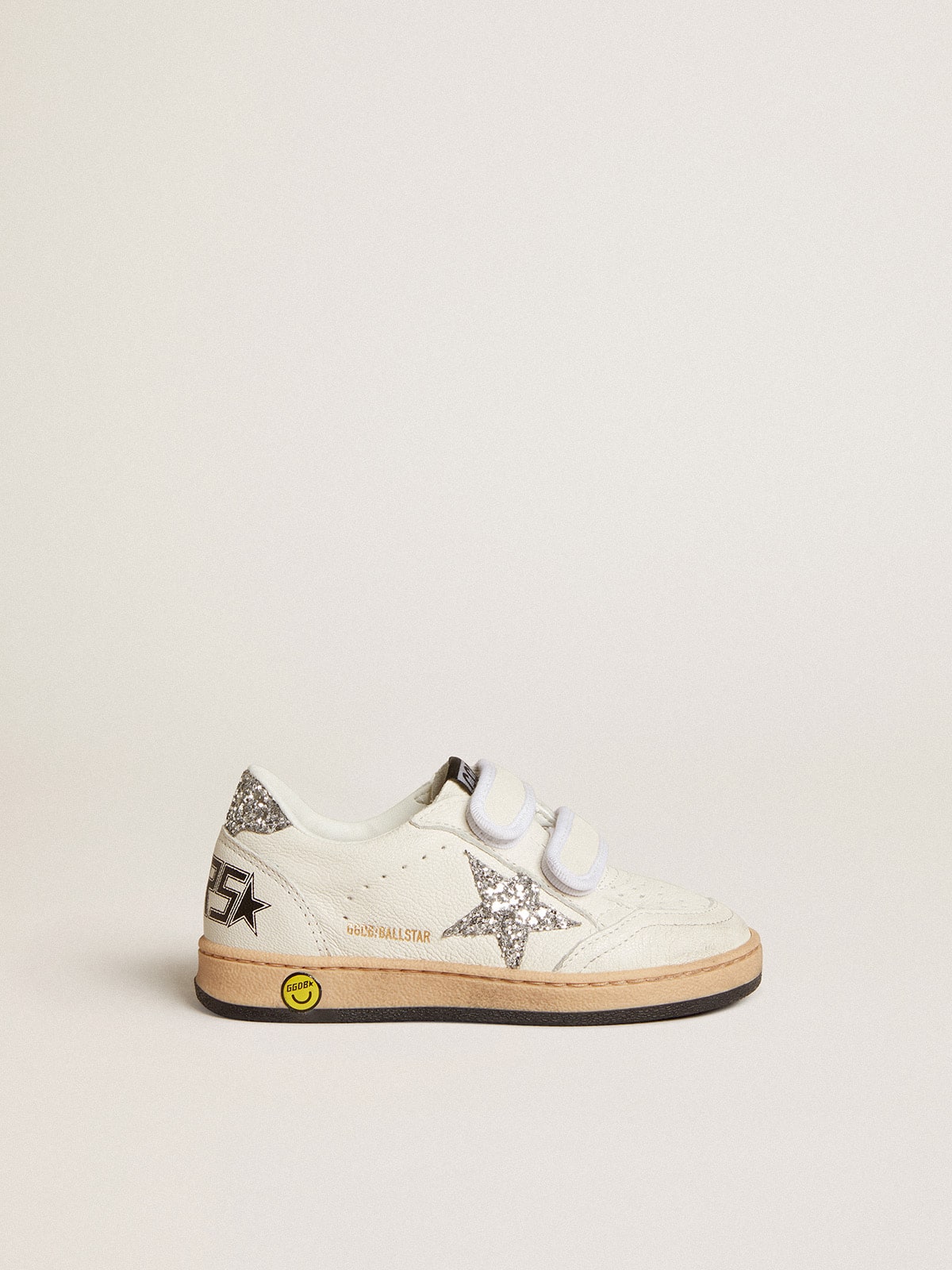 Golden Goose - Ball Star Junior aus Nappa mit Stern und Fersendetail aus Silberglitzer in 