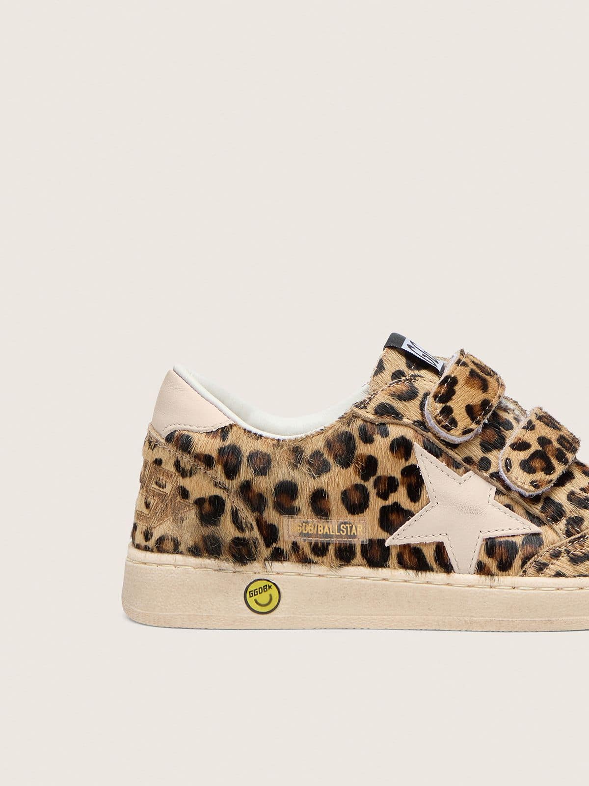 Golden Goose - Junior Ball Star in leopard-print pony skin with pink leather star and heel tab in 