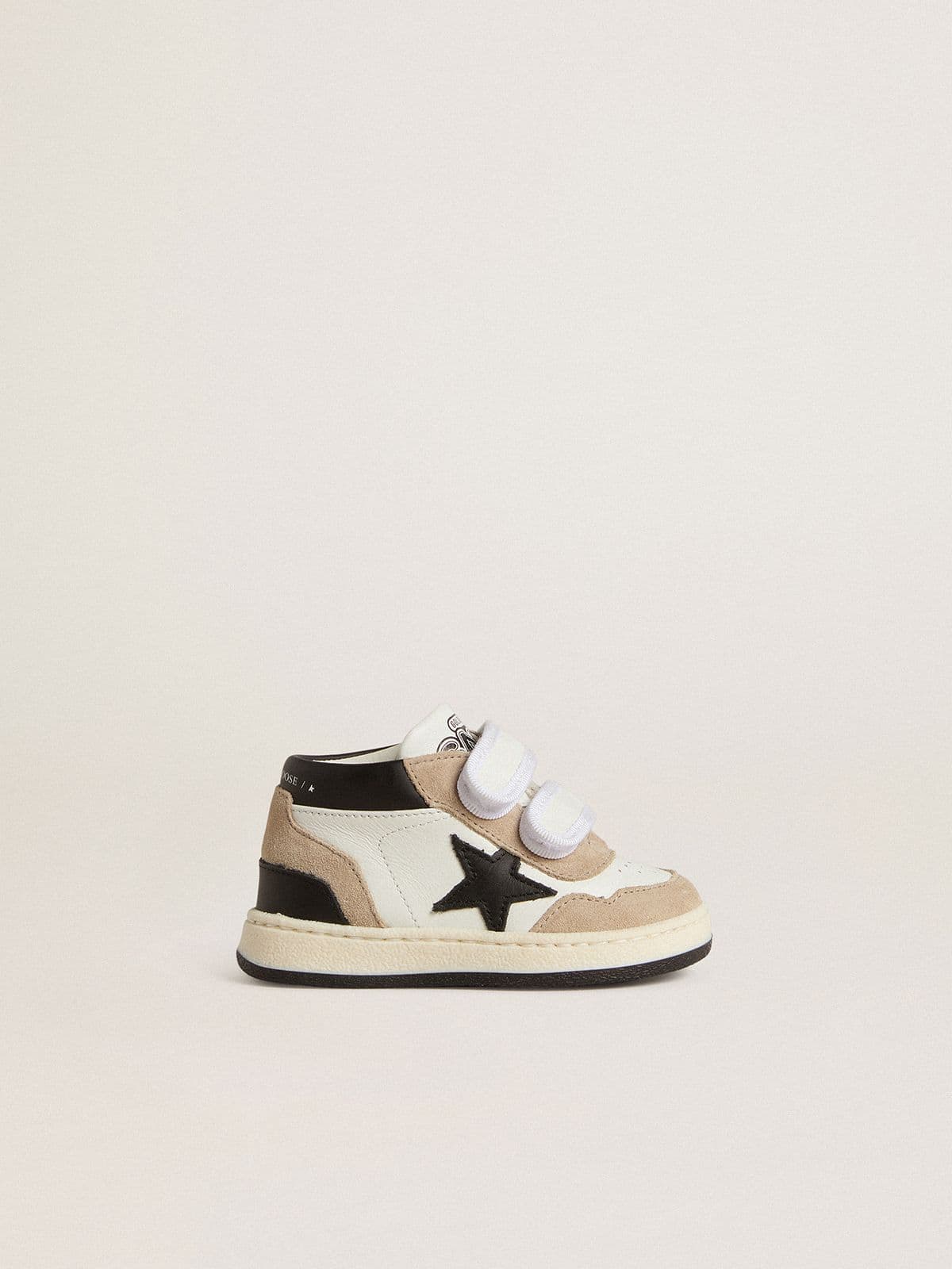 Golden Goose - June Junior de napa y aplicaciones de ante con estrella de piel negra in 