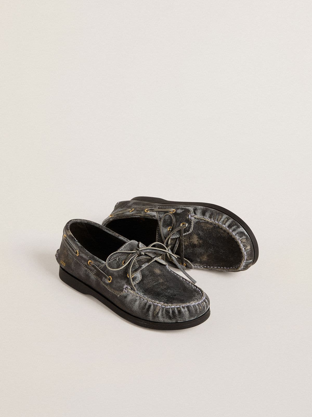 Golden Goose - Mocasín Cruise Junior de piel efecto desgastado negra in 