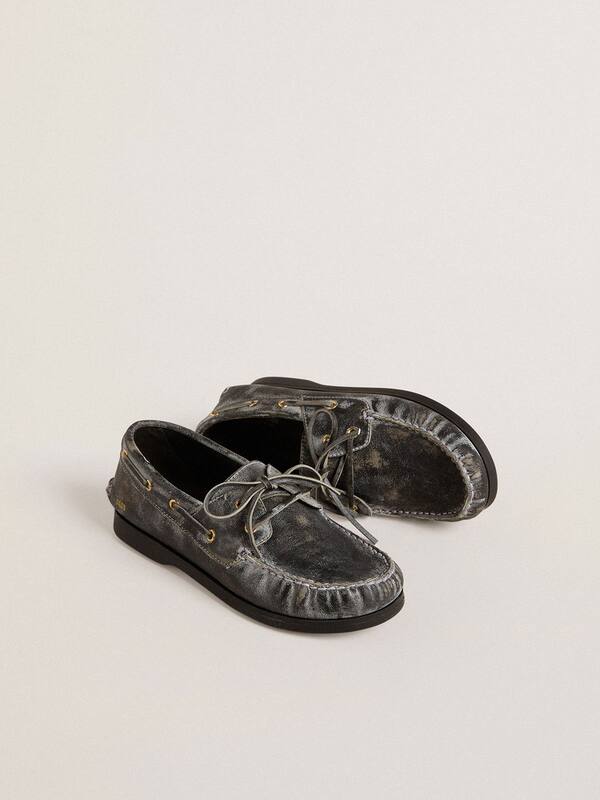 Golden Goose - Junior Cruise loafer in black distressed leather in 