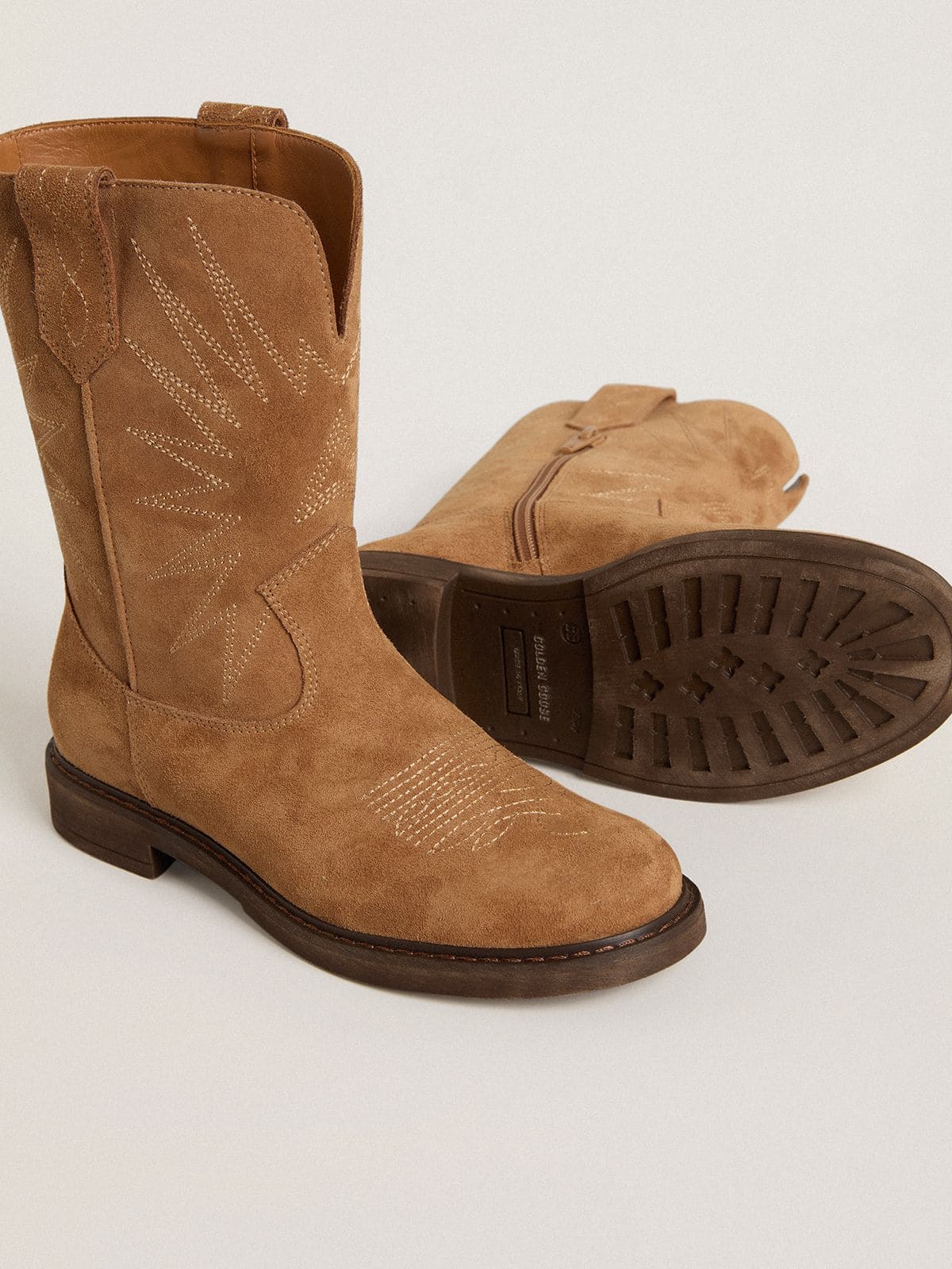 Golden Goose - Wish Junior boots in camel suede with star embroidery in 