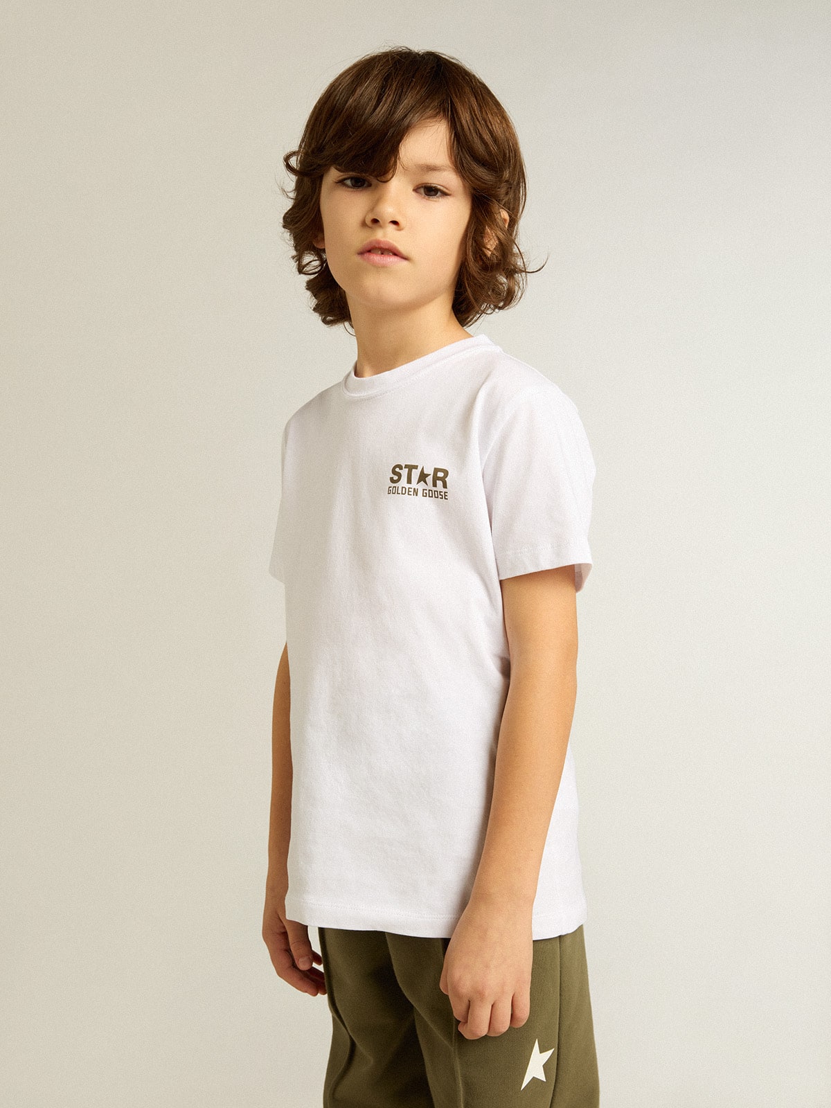 Boys' white T-shirt with contrasting dark green logo and star | Golden ...