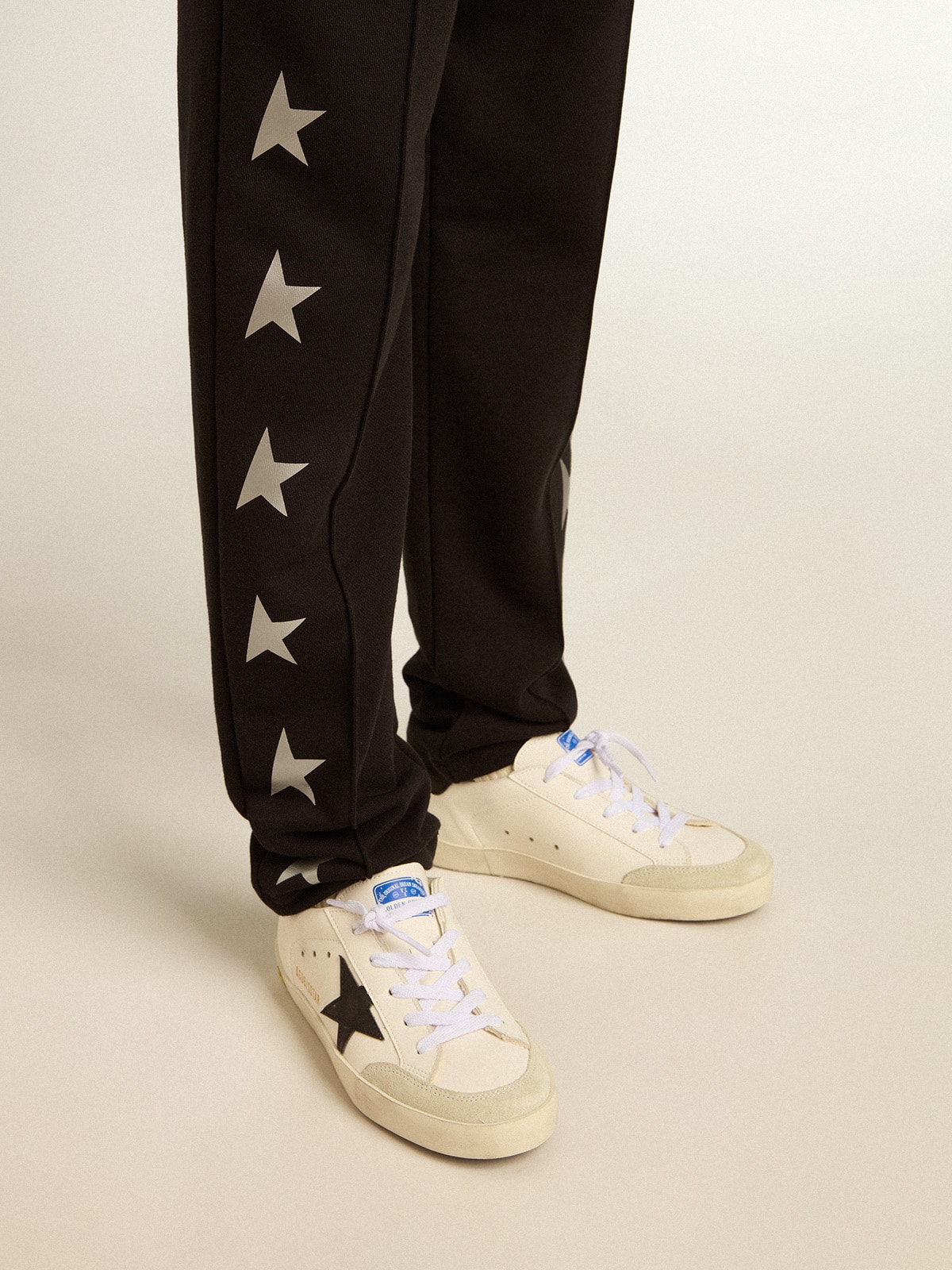 Pantalon de jogging noir garcon avec etoiles blanches Golden Goose