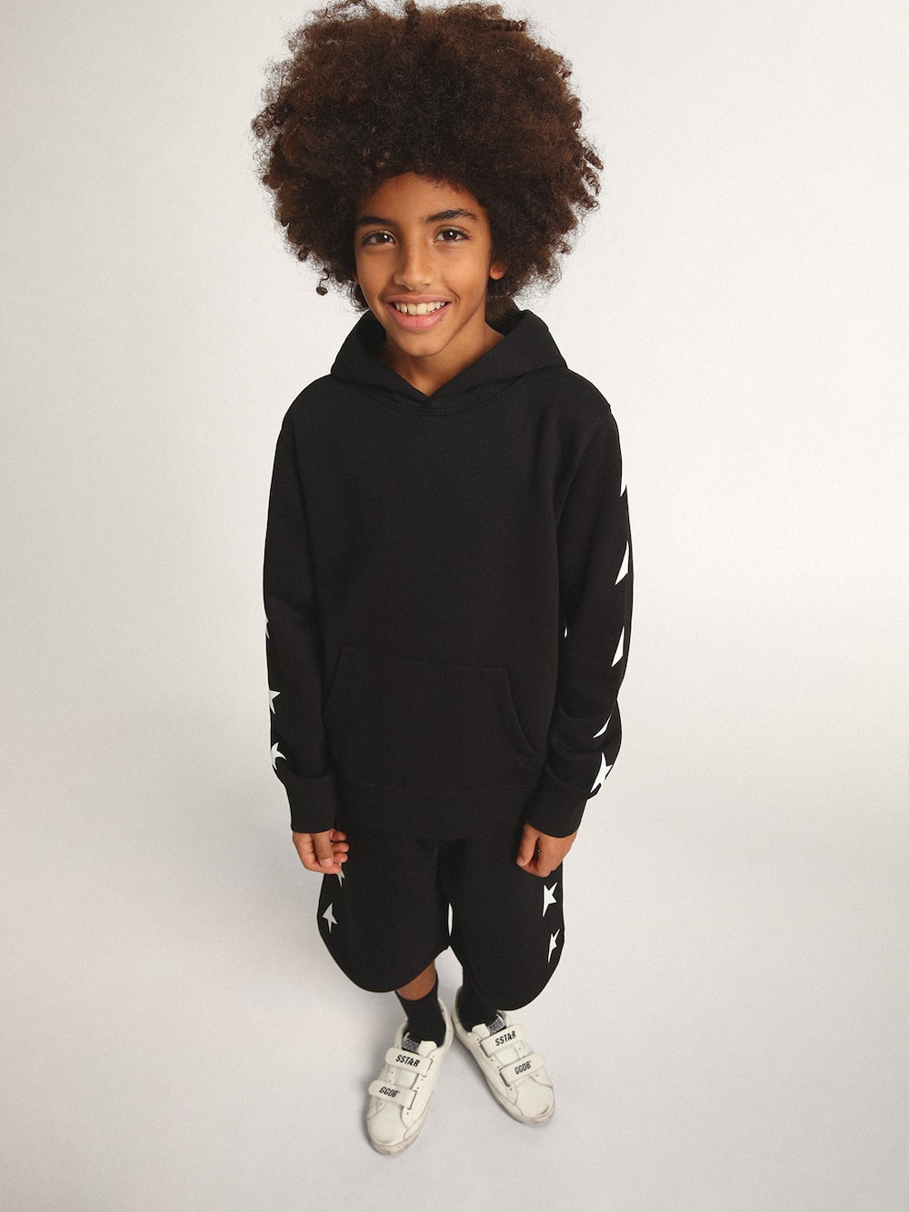 Golden Goose - Boys’ hooded sweatshirt in black with contrasting white stars in 