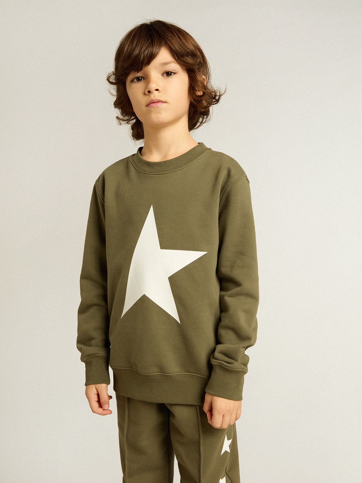 Golden Goose - Boys' dark green sweatshirt with white maxi star on the front in 