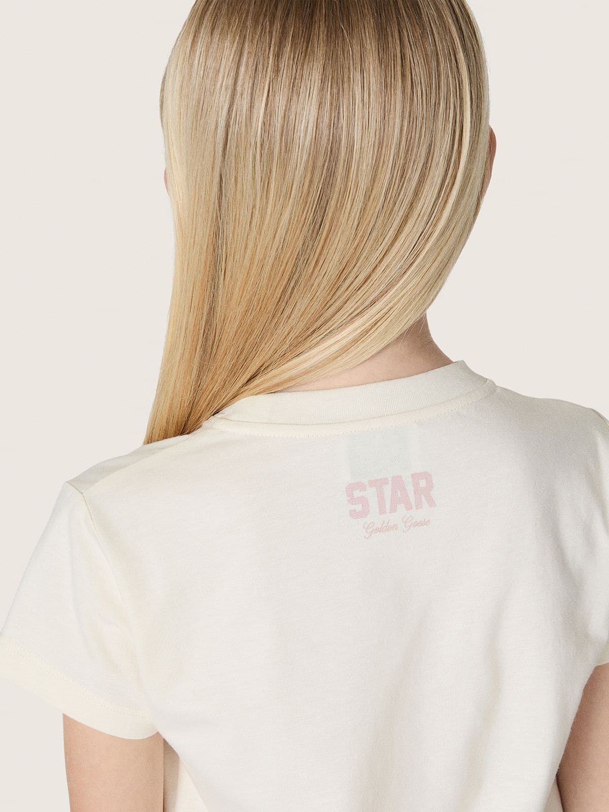 Golden Goose - Star girls&rsquo; T-shirt in white cotton jersey with pink glitter star in 