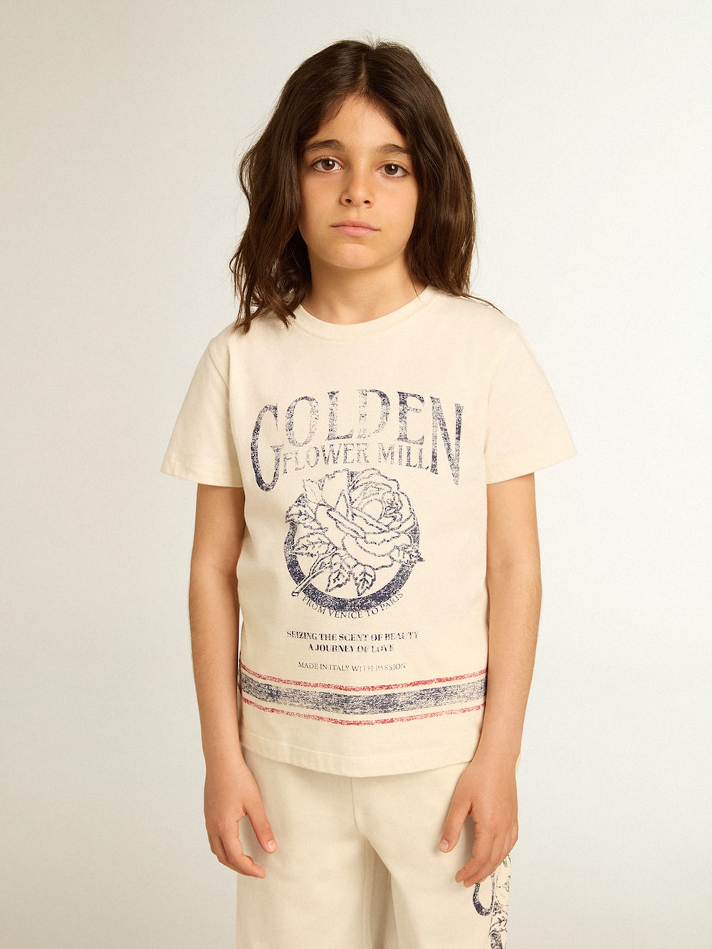 Golden Goose - T-shirt da bambino in cotone bianco vissuto con stampa sbiadita al centro in 