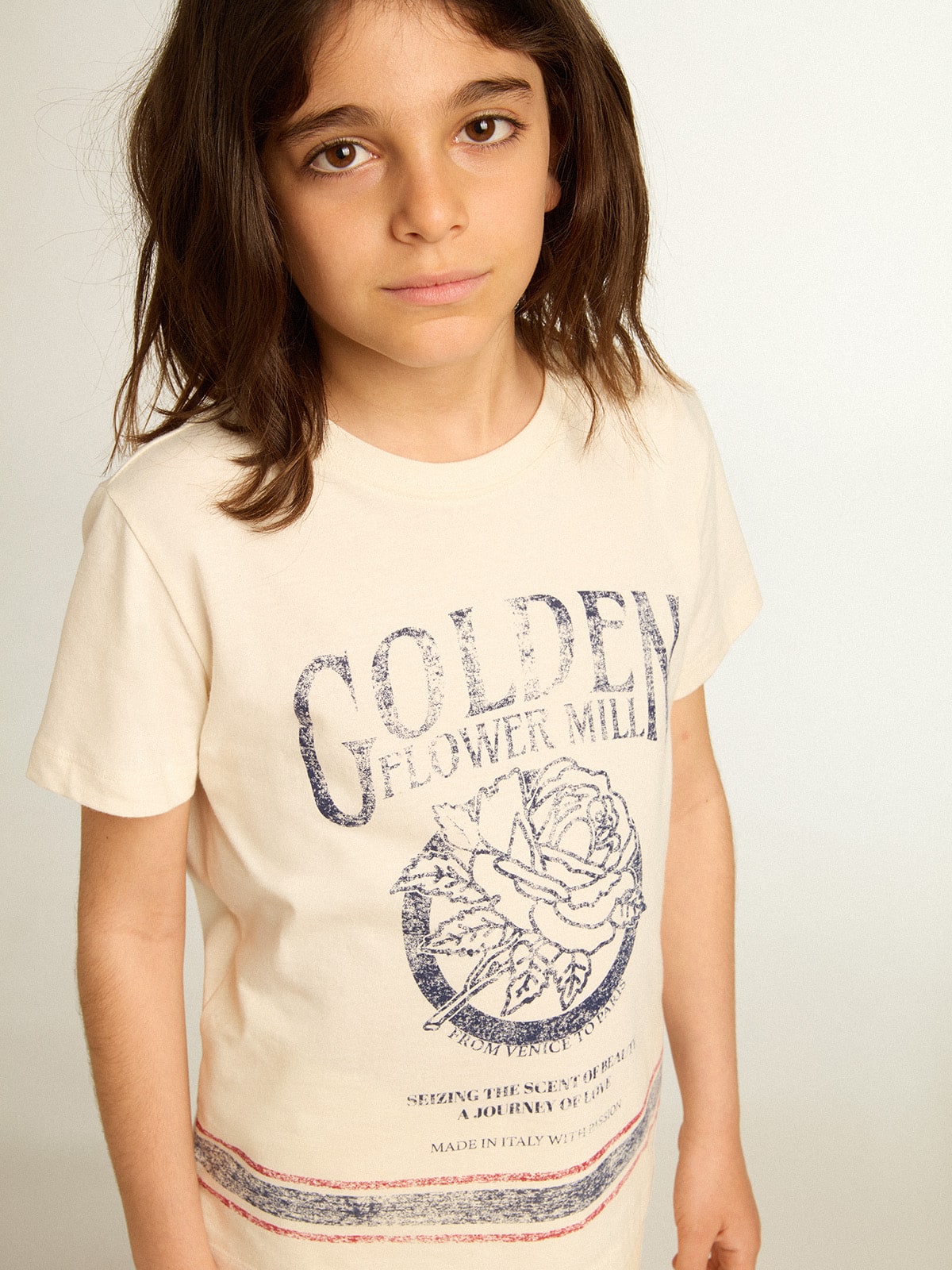 Golden Goose - T-shirt in cotone bianco vissuto con stampa sbiadita al centro in 