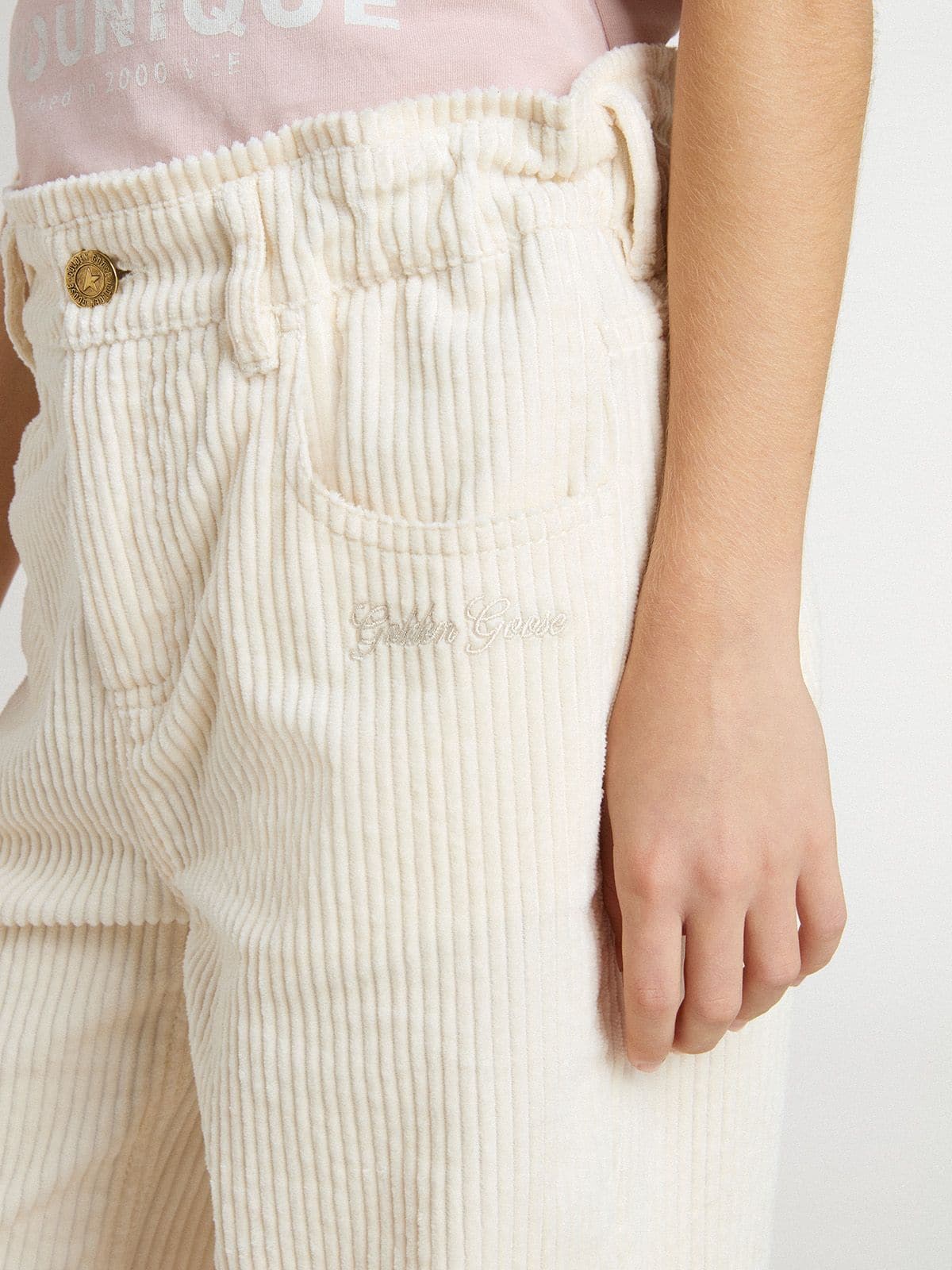 Golden Goose - Pantalón ancho de niña de canalé color nata con bordado in 