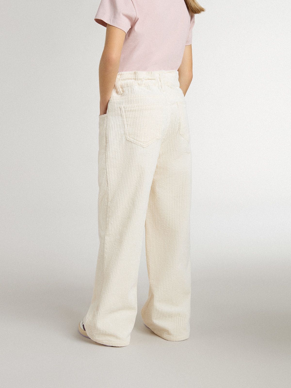 Golden Goose - Pantalón ancho de niña de canalé color nata con bordado in 