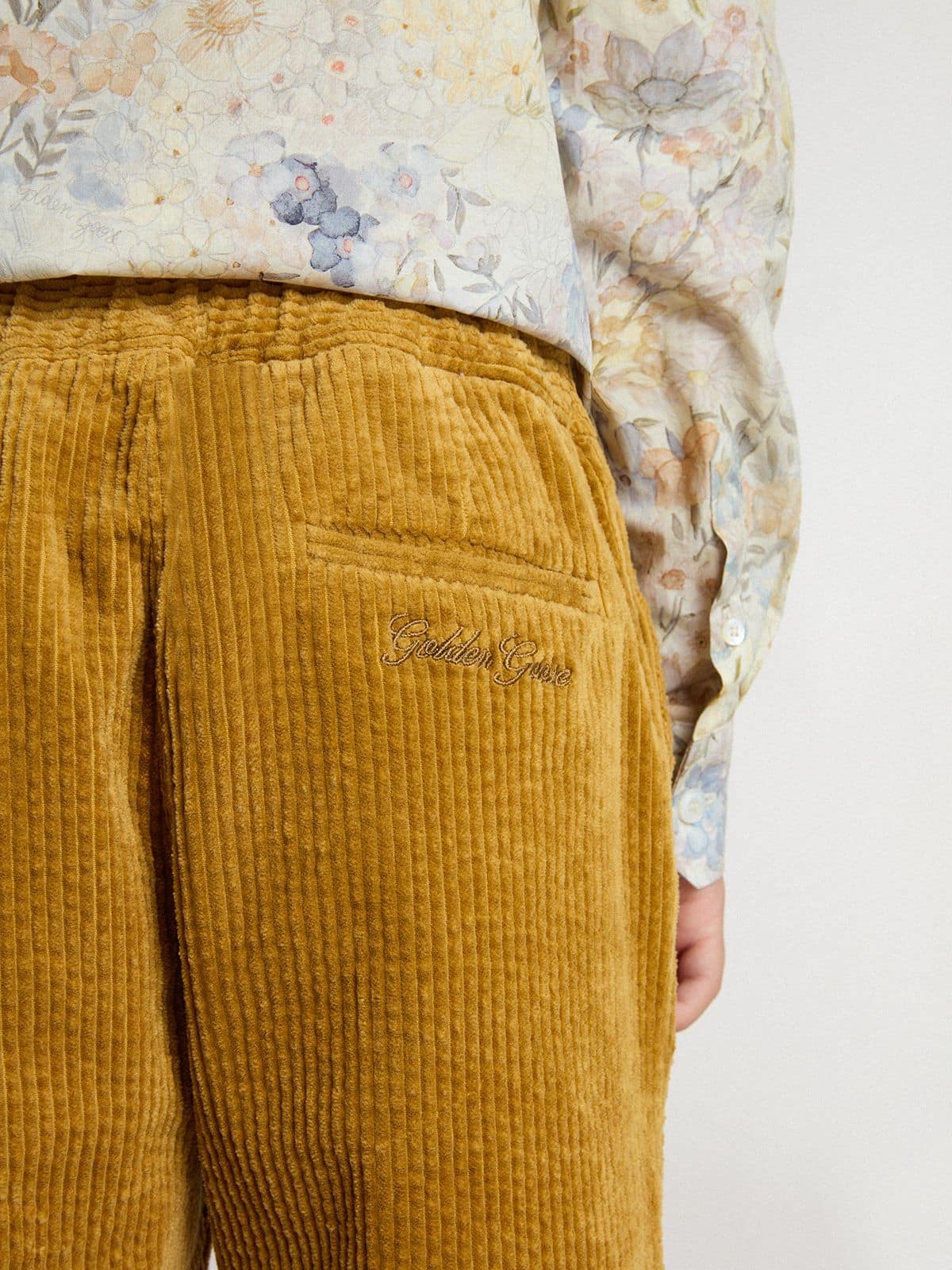 Golden Goose - Tabakbraune Kinder-Chinohose mit Stickerei in 