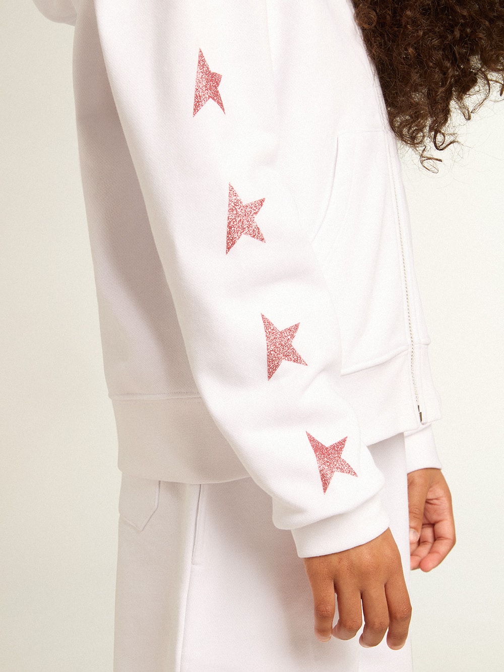 Golden Goose - Girls’ zip-up sweatshirt in white with glitter stars on the sleeves in 