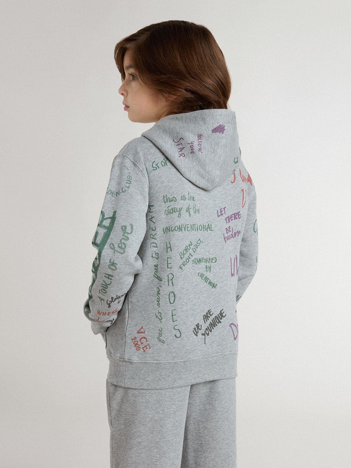 Golden Goose - Graues Kindersweatshirt mit mehrfarbigen Printschriftzügen in 