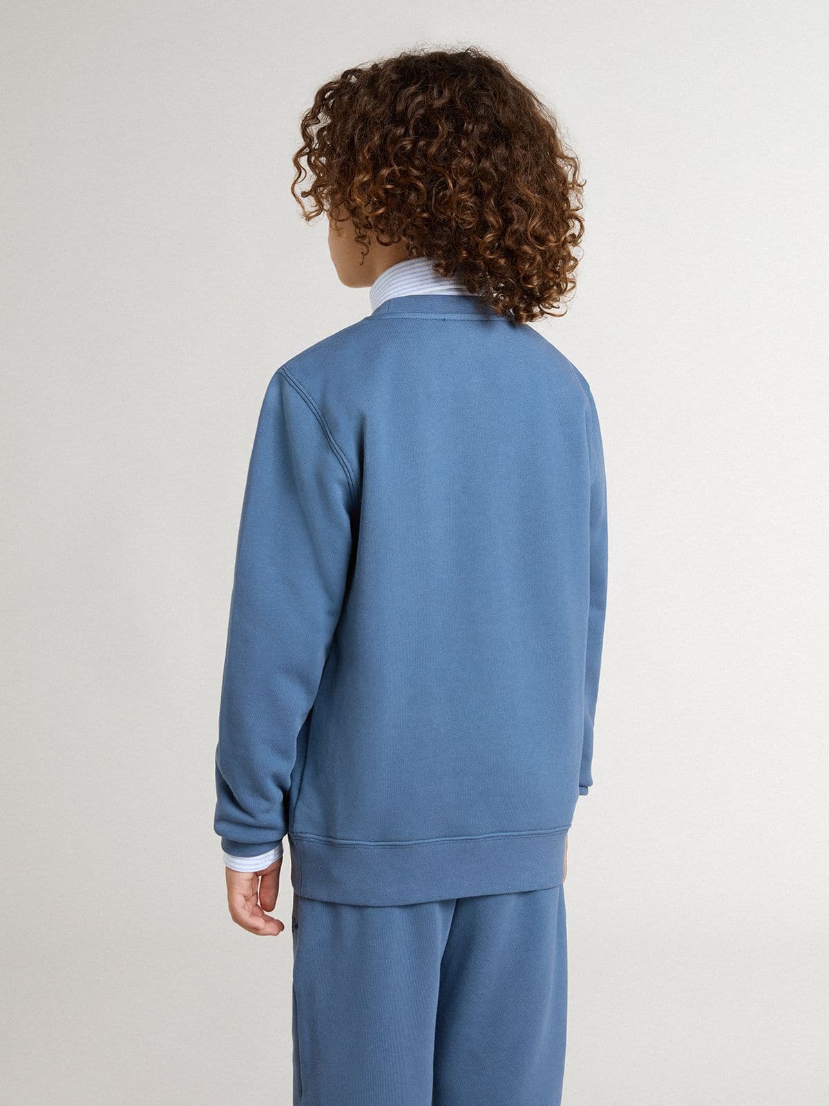 Golden Goose - Sweat-shirt bleu clair pour enfant avec patchs blancs en relief in 
