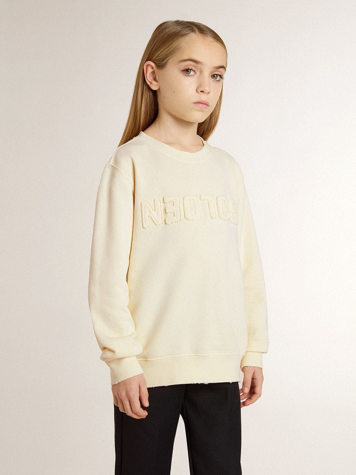Golden Goose - Girls’ cream-colored sweatshirt with patch writing in 