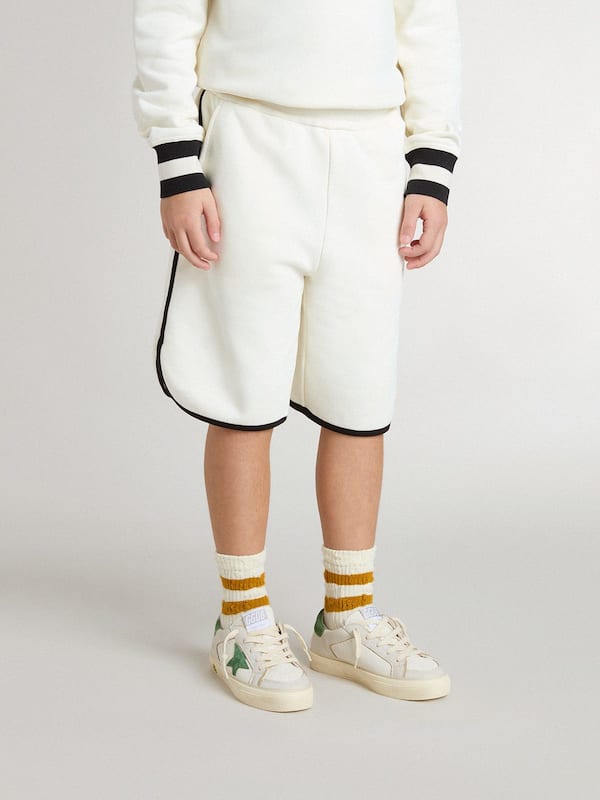 Golden Goose - Boy's white shorts with embroidered logo in 