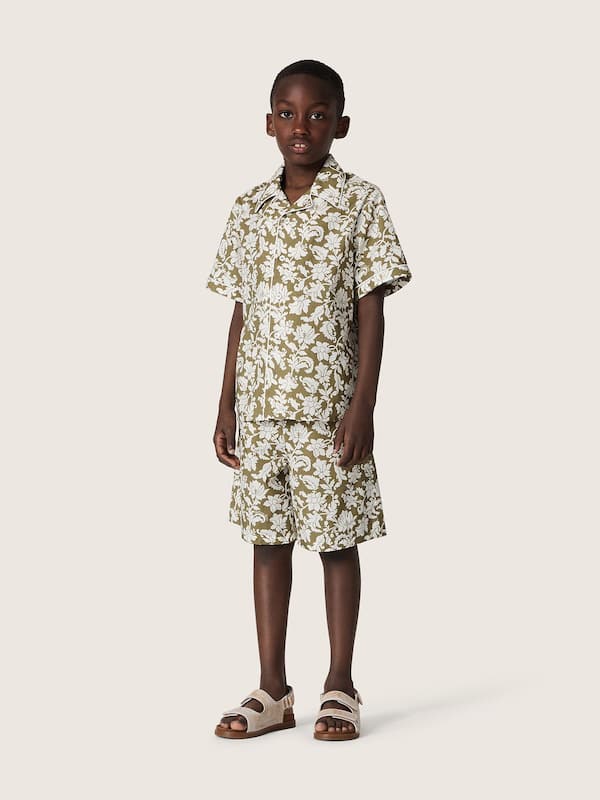 Journey boys&rsquo; cotton canvas shorts with green and white floral print