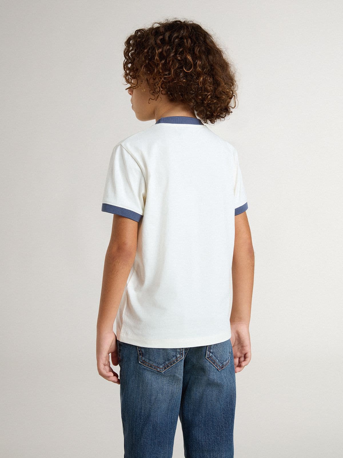 Golden Goose - T-shirt blanc pour garçon avec imprimé bleu in 
