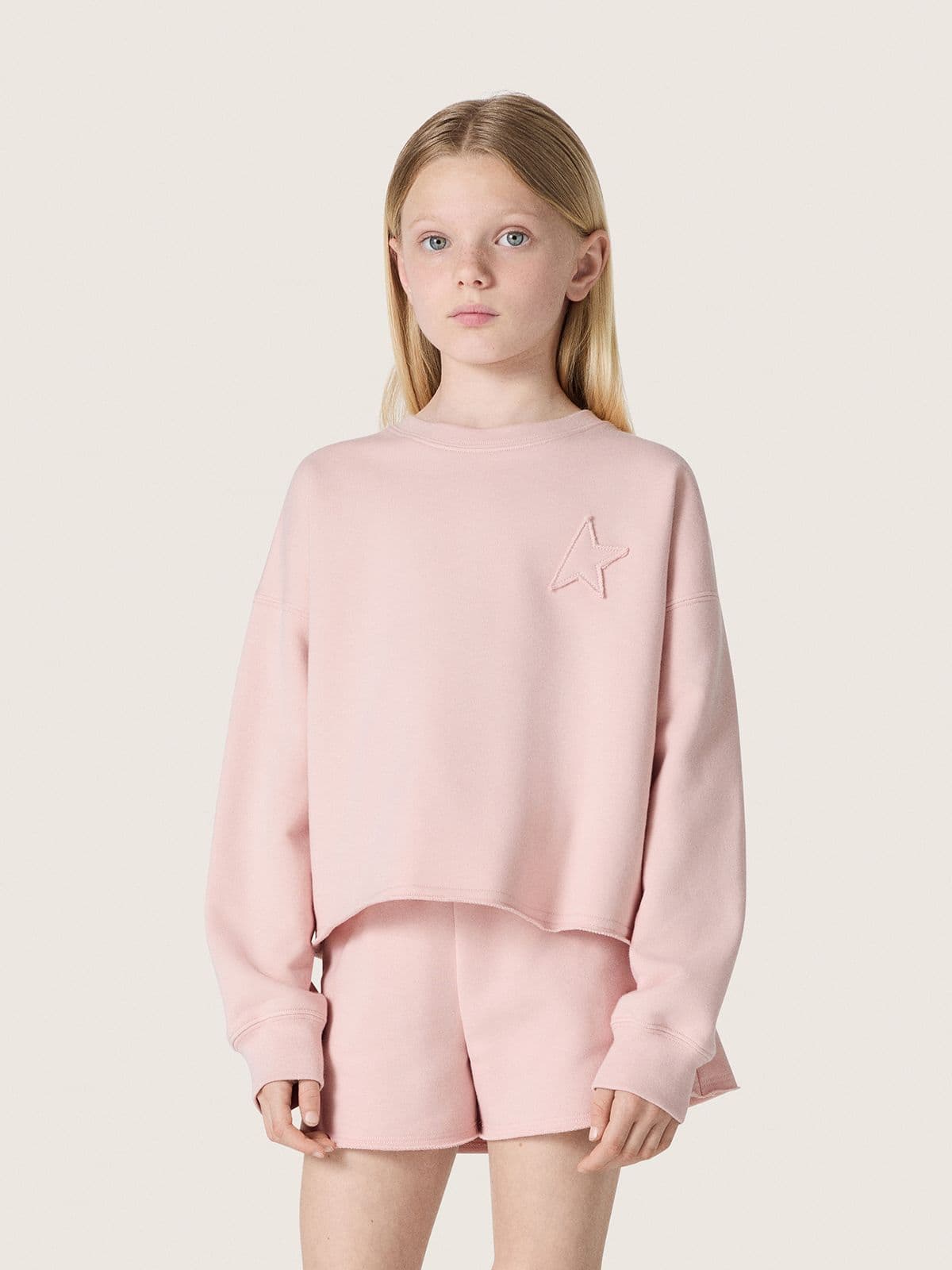 Golden Goose - Moletom cropped Infantil Feminino de algod&atilde;o rosa com patch e logo in 