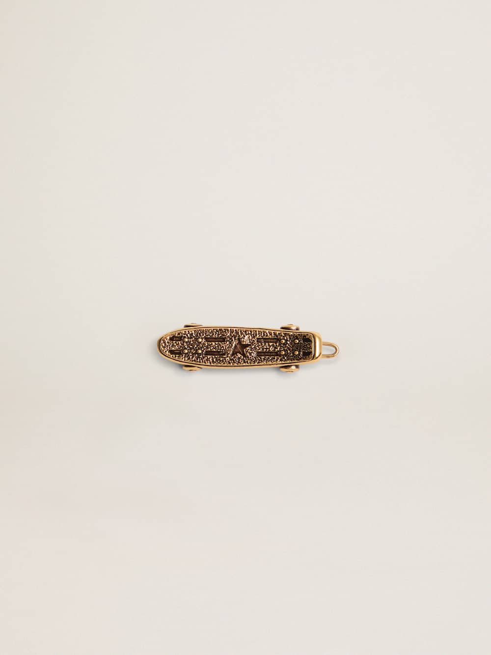 Golden Goose - Men's lace accessory in old gold color in the shape of a skateboard in 
