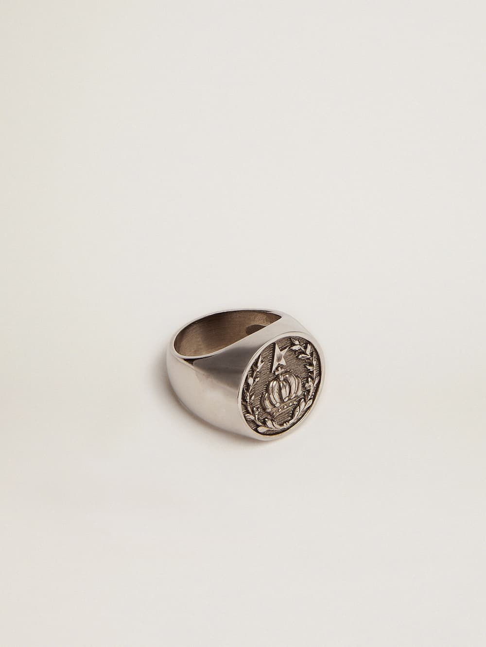 Golden Goose - Men's signet ring in antique silver color in 