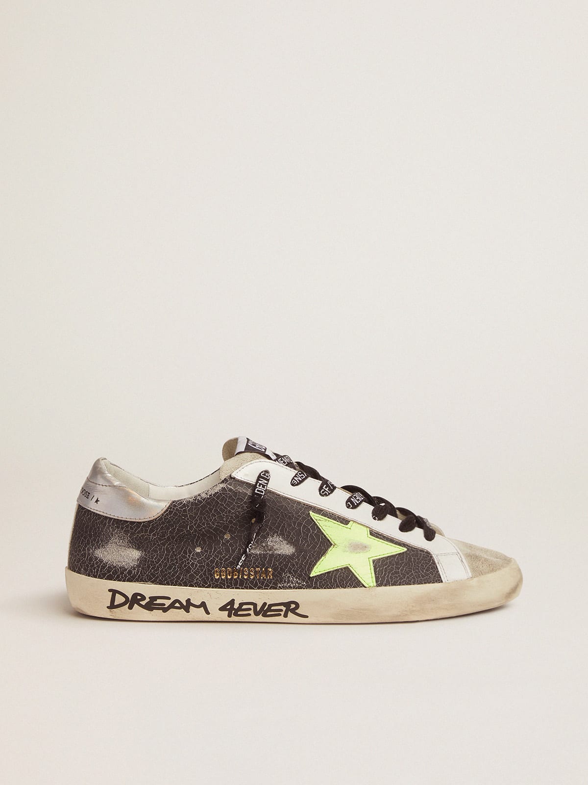 Golden Goose - Super-Star sneakers with handwritten lettering and fluorescent yellow star in 