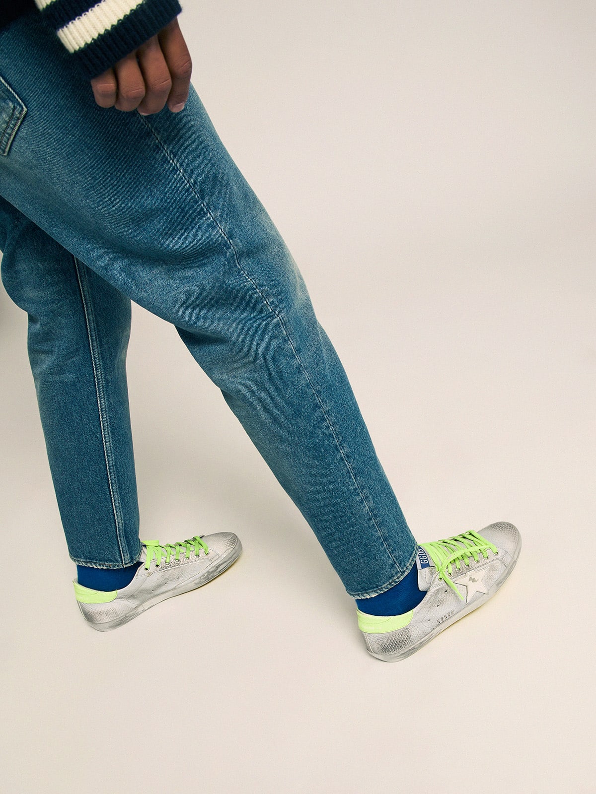 Golden Goose - Super-Star sneakers in silver snake-print leather with fluorescent leather heel tab in 