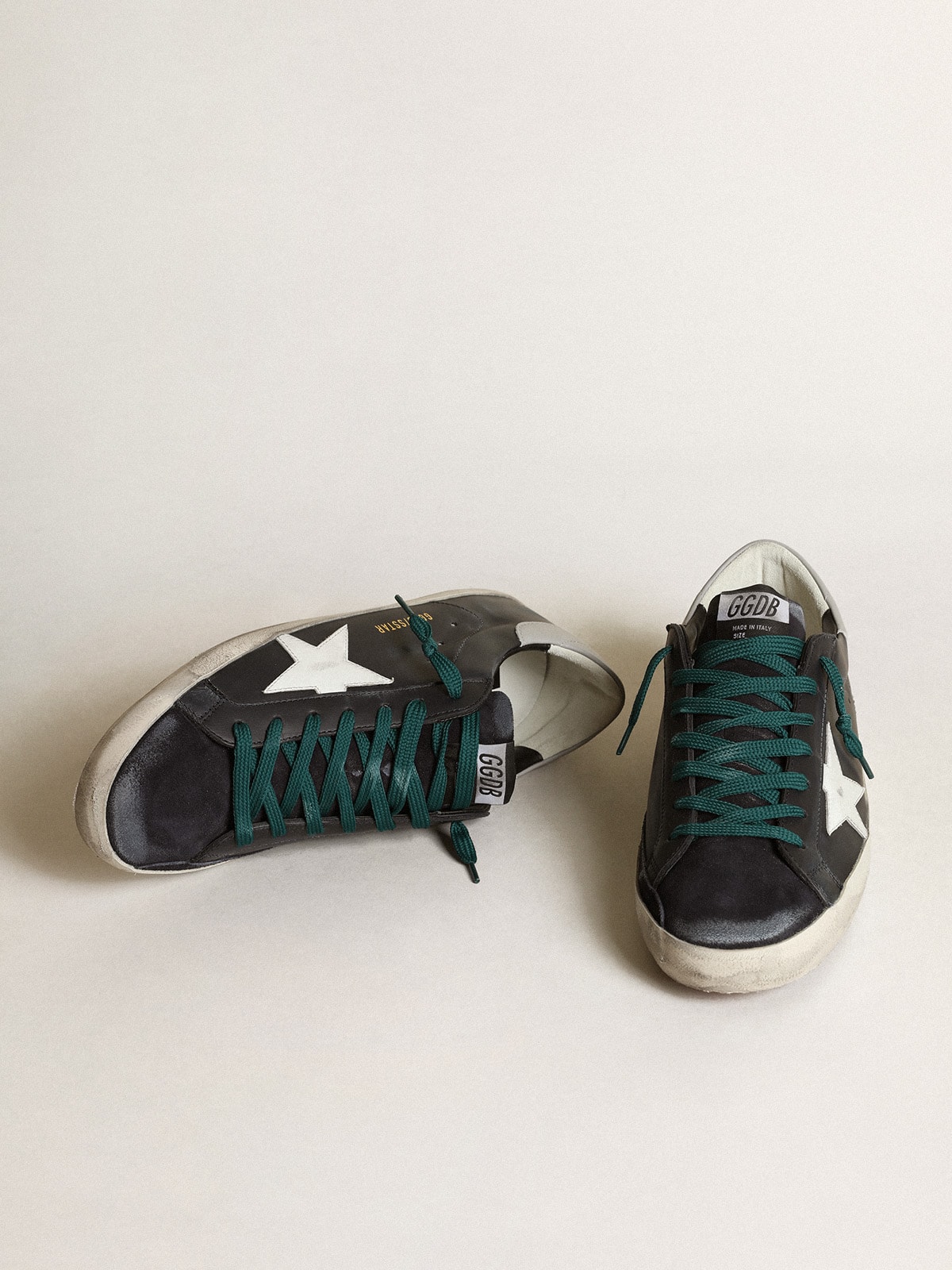 Golden Goose - Super-Star sneakers in dark blue leather with white leather star in 