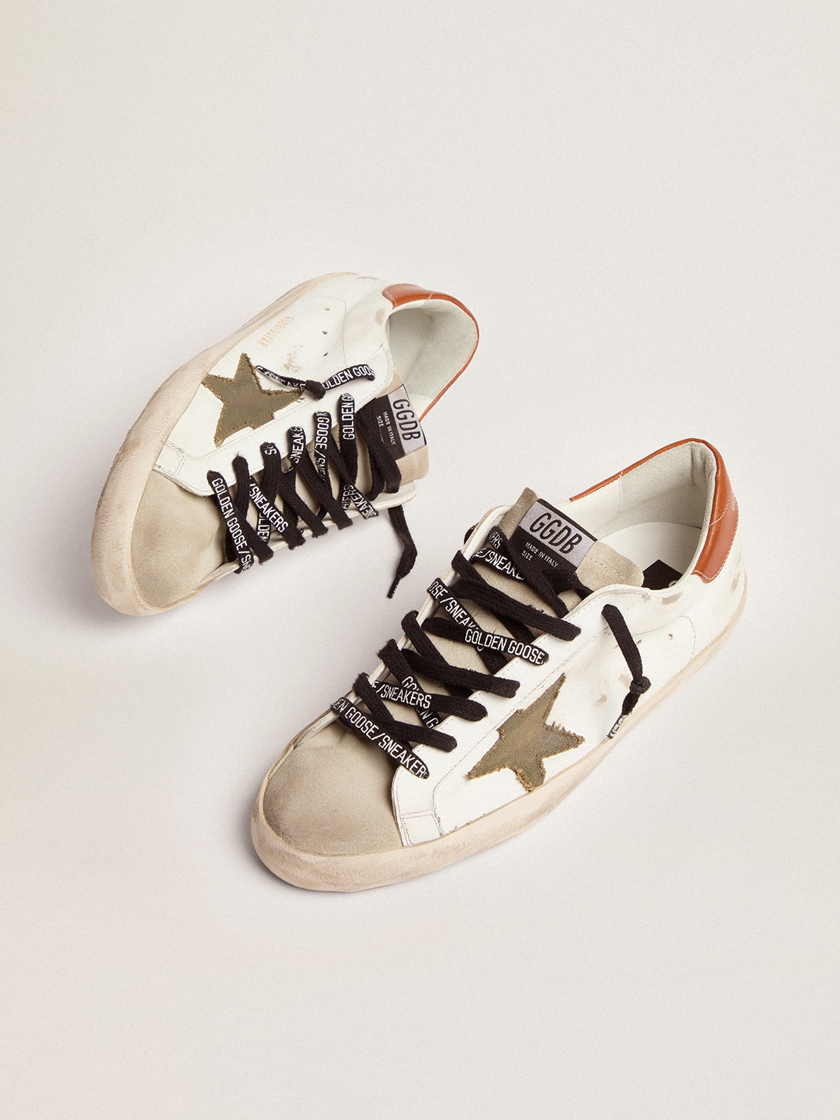 Super Star Uomo con stella in canvas verde oliva Golden Goose