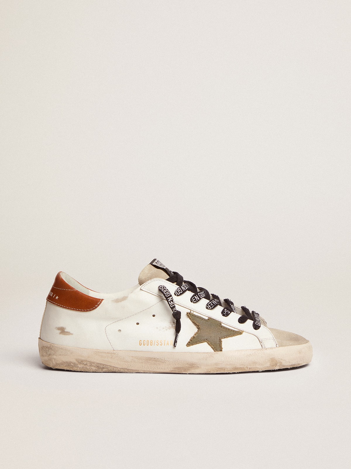 Golden Goose - Super-Star Uomo con stella in canvas verde oliva in 